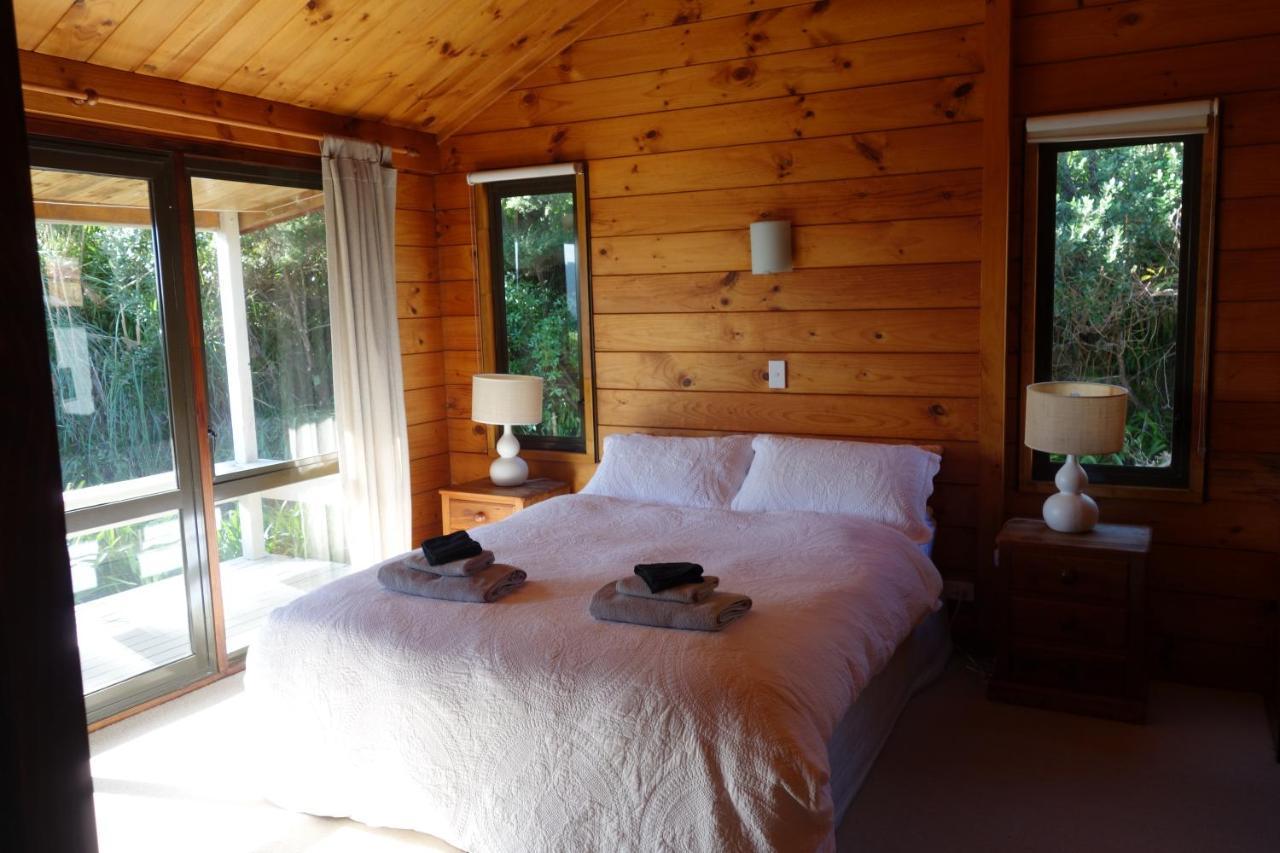Waiheke Island Vineyard Holiday Houses Surfdale エクステリア 写真