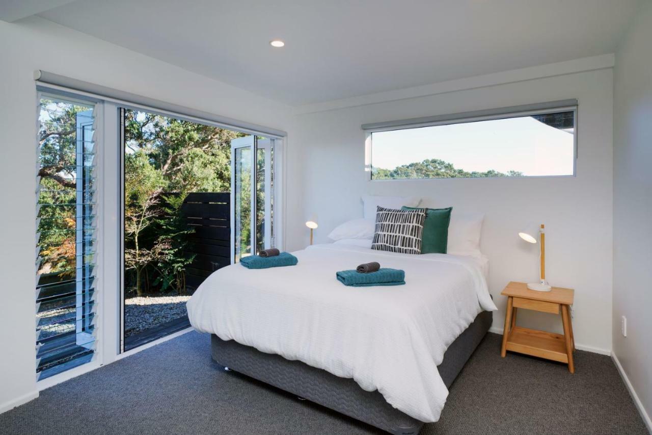 Waiheke Island Vineyard Holiday Houses Surfdale エクステリア 写真