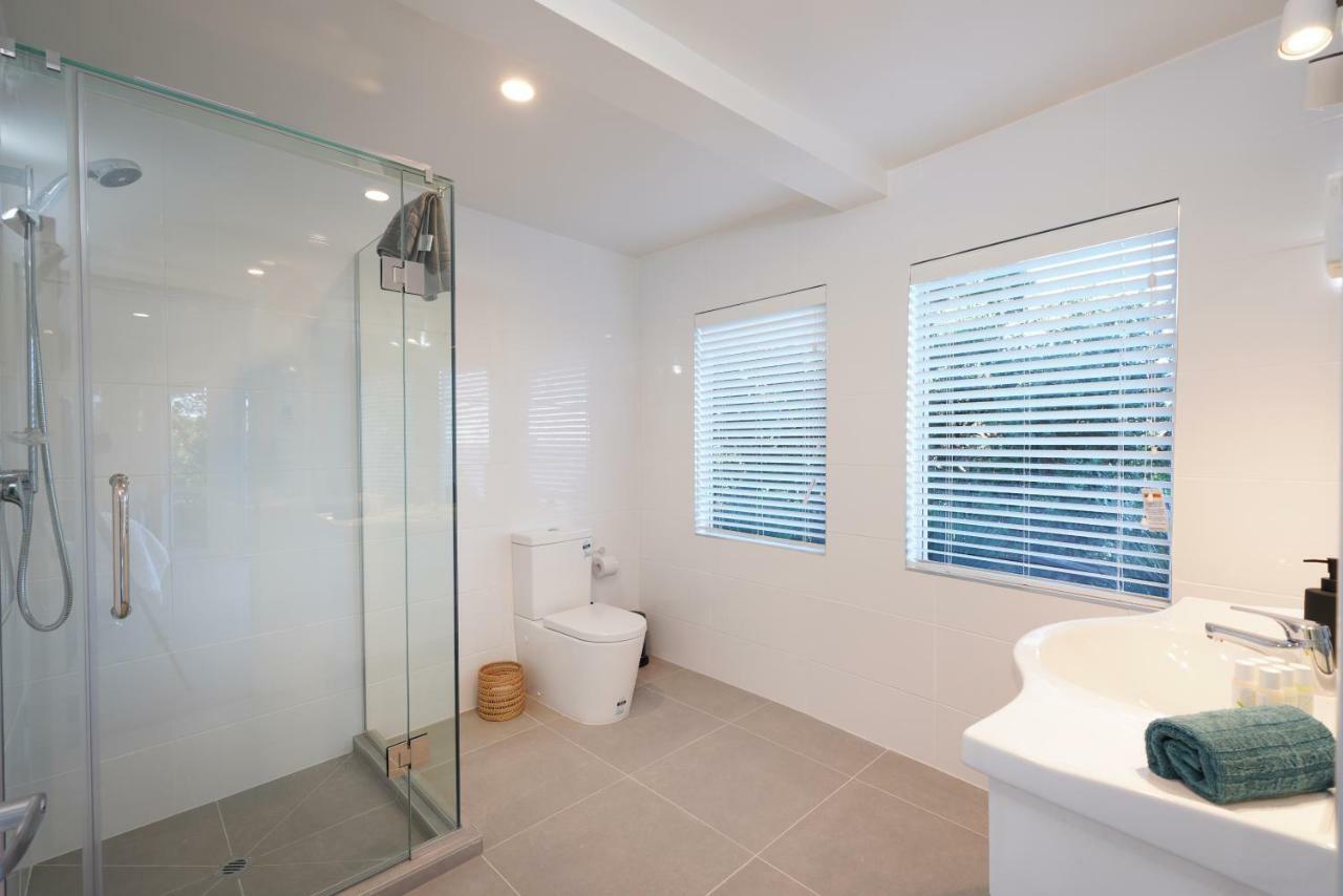 Waiheke Island Vineyard Holiday Houses Surfdale エクステリア 写真